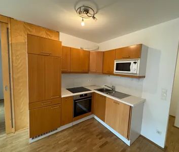 RUHIGE 2-ZIMMER NEUBAU + LOGGIA NAHE HANUSCH KRANKENHAUS - Photo 3