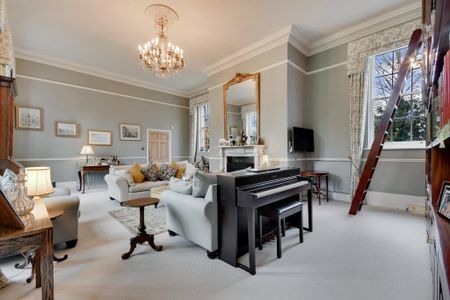 6 bedroom detached house to rent - Photo 3