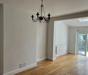 4 Bed Terraced House, Dixon Road, SE25 - Photo 6