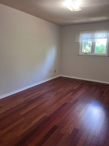 For Lease - 4358 Bacchus Crescent, Mississauga, Ontario - Photo 4