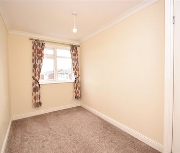 19, Red Lodge Close, Leeds, West Yorkshire, LS8 3ED - Photo 2