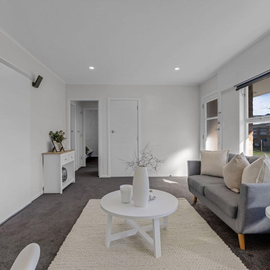 Step inside this beautifully renovated two-bedroom, one-bathroom home in Frankton. - Photo 1