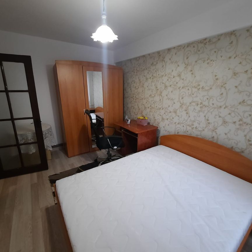 Apartament 2 camere, decomandat, zona Copou - Photo 1