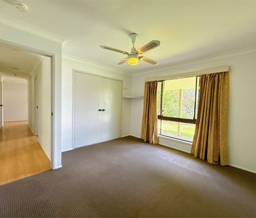 10 Emerald Drive Regents Park - Photo 3