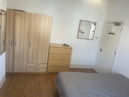 Room in a Shared House, Cobham Road, N22 - Photo 3
