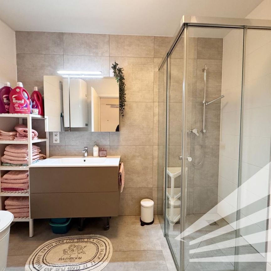 Moderne 2 Zimmer Neubauwohnung mit Küche & großem Balkon in der Innenstadt - Foto 1