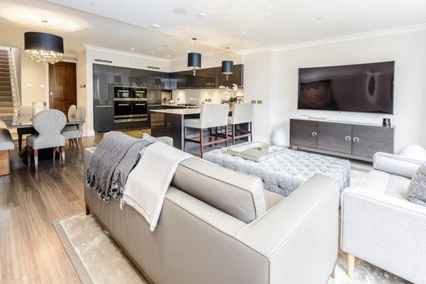 5 bedroom terraced house to rent - Photo 1