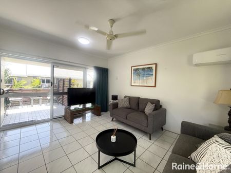 2 BEDROOM : 1 BATHROOM : FULLY FURNISHED : RESORT STYLE LIVING : CLOSE TO TOWN & BEACH - Photo 2