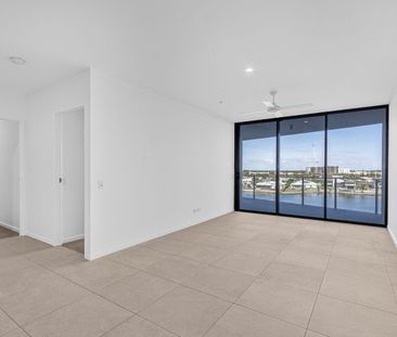 Brand New 3 Bedroom Apartment with 7th Floor Coastal Views - Photo 1