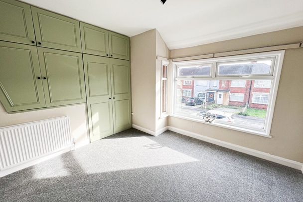 Bristol Road - Photo 1