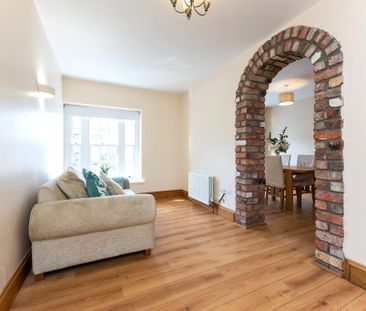 20b Main Street, Hillsborough, BT26 6AE - Photo 2