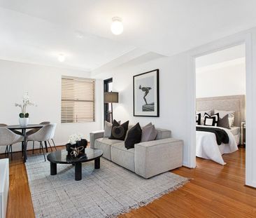 'The Cosmopolitan' in the Heart of Crows Nest - Photo 1