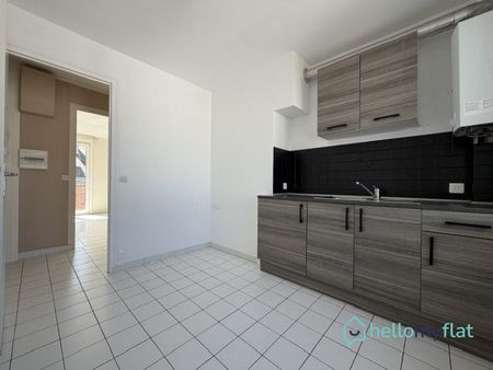 Location Appartement 3 pièces 66m² REIMS 51100 - Photo 5