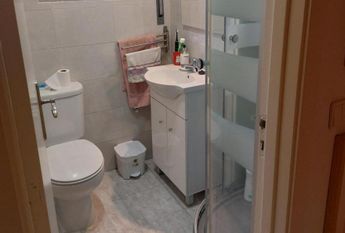 Quarto individual com wc privado em Telheiras