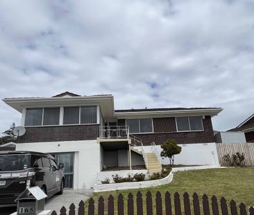 165 HILLSIDE ROAD, PAPATOETOE - STUNNING 4-BEDROOM BRICK & TILE HOME! - Photo 3
