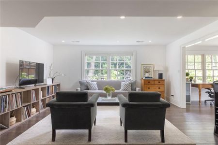 For Lease - 212 King Street, Oakville, Ontario - Photo 4