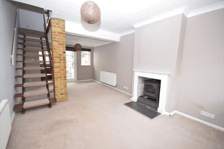 2 bedroom cottage to rent - Photo 2