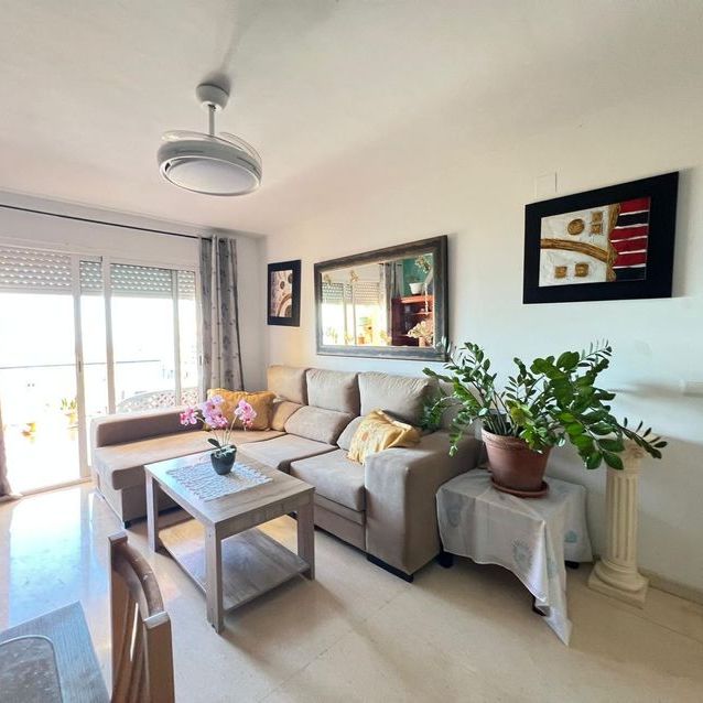 Alquiler de piso en Calle Paraiso del Sol - Photo 1