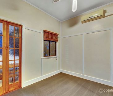 Charming 2-Bedroom home in New Farm - Photo 6