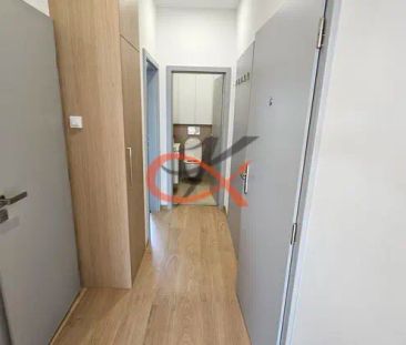 Pronájem nízkoenergetického bytu 3+kk s balkonem a parkovacím stání... - Фото 3