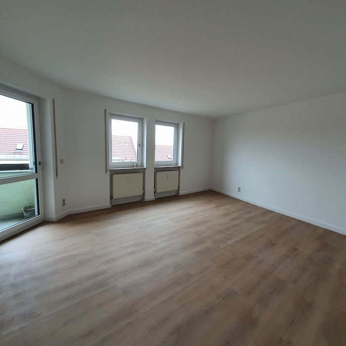 ++ Nähe Altmarkt - EBK, Balkon, 4 Zimmer, neu saniertes Bad-Tiefgarage ++ - Photo 1