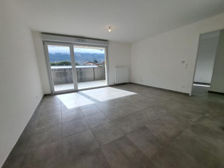 Location Appartement 2 pièces 46m² SCIONZIER 74950 - Photo 3