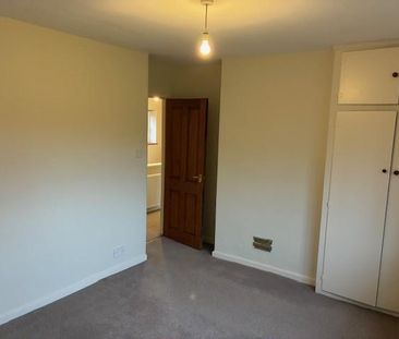 3 bedroom detached house to rent - Photo 5