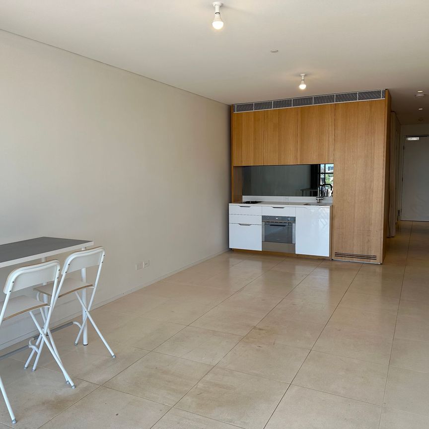 Gorgeous Studio Apartment - Photo 1