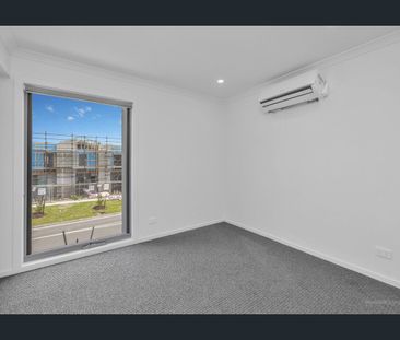 Modern Convenience in Clyde North! - Photo 5