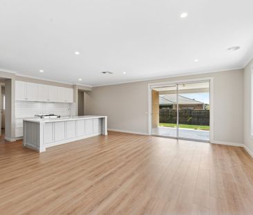 Opulence And Luxurious Living With A Family Approach - Photo 5