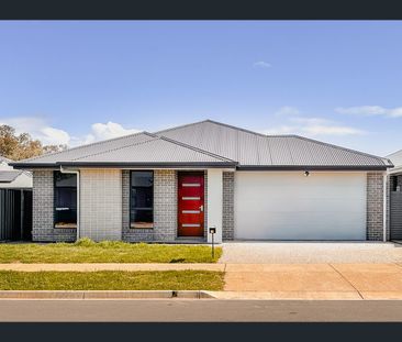 19 TELOWIE WAY, Andrews Farm, SA 5114 - Photo 1