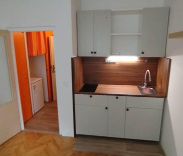 Pronájem bytu 1+kk 22 m2 - Photo 6