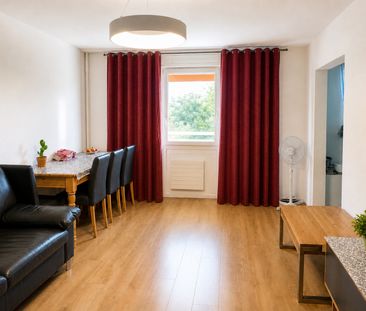 ✨Fully Furnished 2.5-Room Apartment with Balcony in Zürich - Photo 3