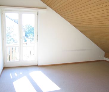 3-room attic apartment with fireplace - Foto 2