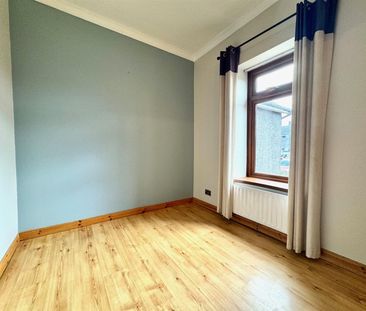 13 East Street, - Photo 3