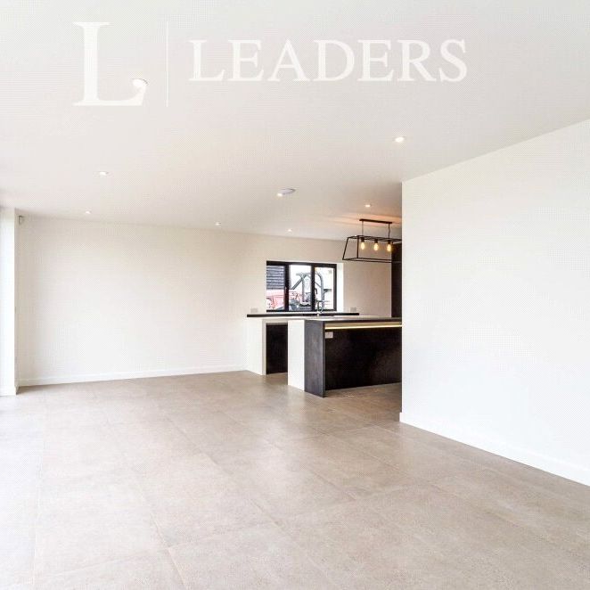 2 bedroom bungalow to rent The Cow Sheds, Old Hay, Brenchley, Tonbridge, TN12 - Photo 1