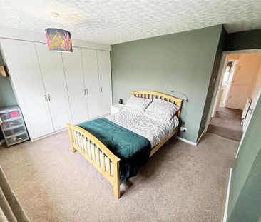 3 bedroom semi-detached house to rent - Photo 5