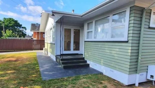 Spacious 3-Bedroom House in Fairview Downs - Photo 1