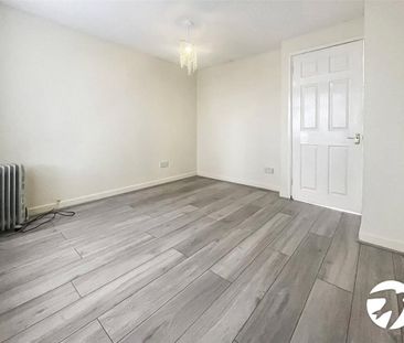 1 bedroom maisonette to rent - Photo 4