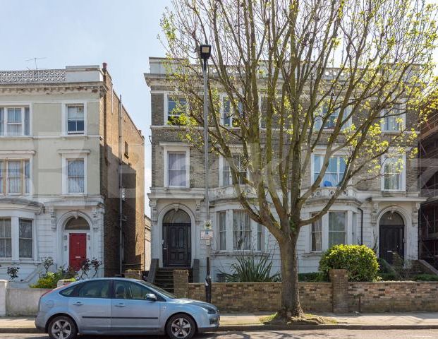 Impressive 3 bedroom perfect for 3 sharers with large kitchen diner - Photo 1