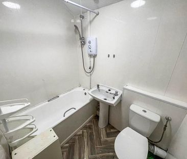 The Sanderlings, Ryhope, Sunderland, Tyne and Wear, SR2 0NU - Photo 4