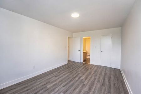 25 St. Dennis - Photo 4
