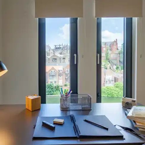 Silver Studio - Photo 1