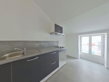 Location Appartement 2 pièces 53m² MONTMORILLON 86500 - Photo 3