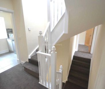 1 bedroom in a house share to rent - Photo 6