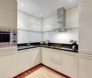 Studio to rent - Photo 5