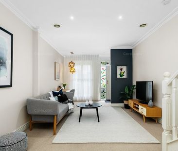 Close to Everything! - Photo 6