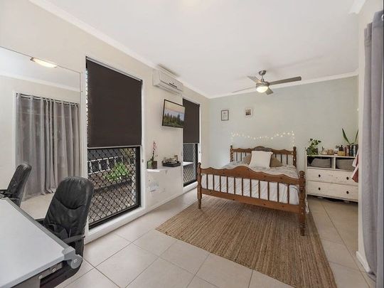 Peaceful Family Retreat in Prime Buderim Location - Photo 1