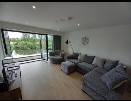 2 Bed Flat, Yacht Club Place, NG2 - Photo 3