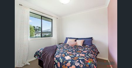 BEAUTIFUL FAMILY HOME IN BEN VENUE AREA - Photo 4